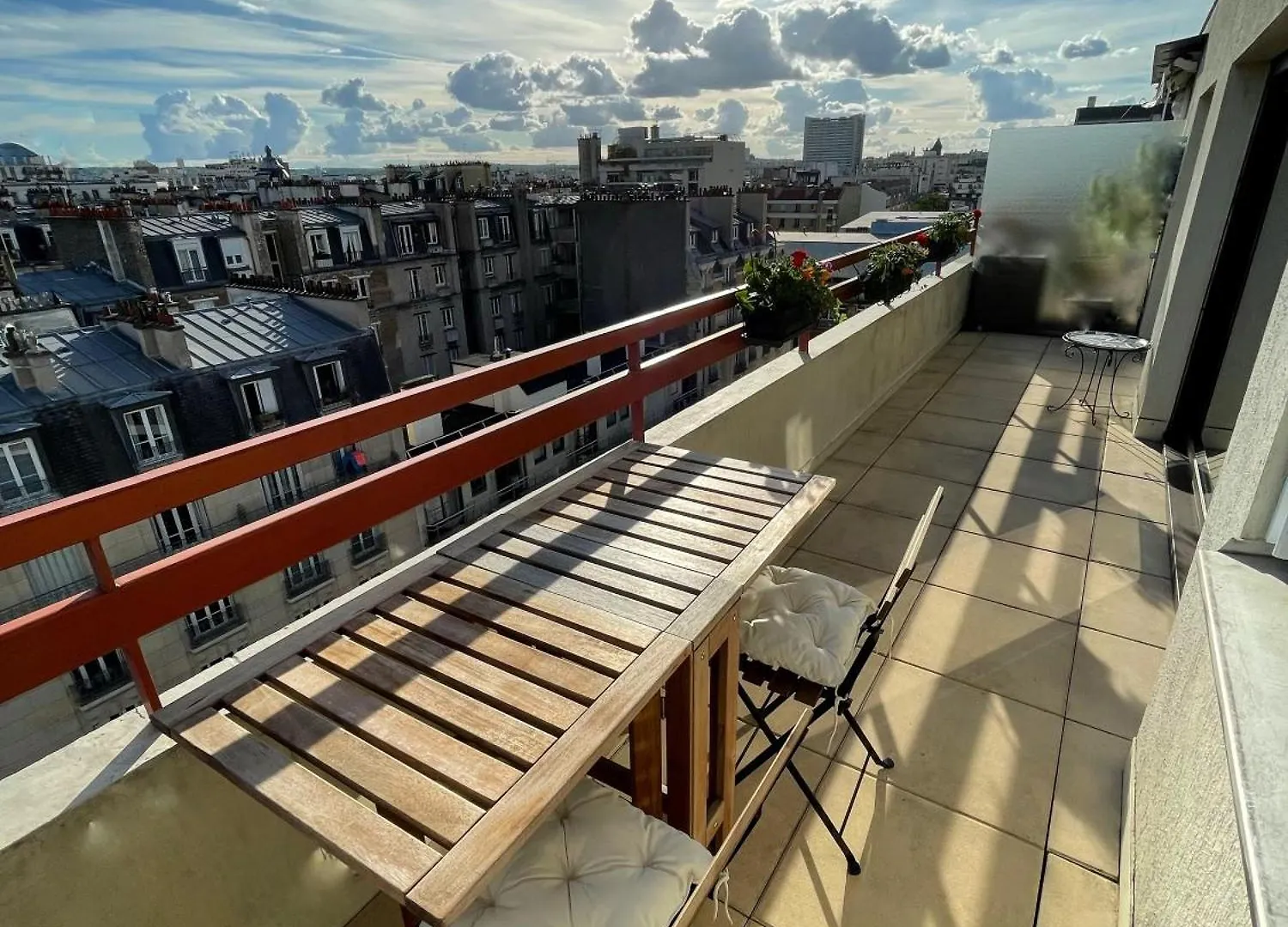 F8 - Terrace Paris's View, Eiffel Tower Area *
